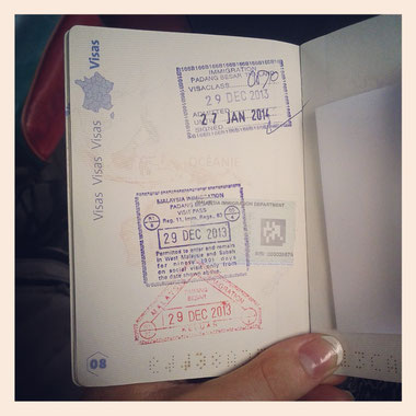 Visa visa. Dans le bus en revenant de Malaisie, Thailande, 29.12.2013