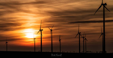 the sun goes down in saxony