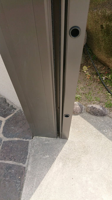 シャッター凹みキズリペア補修