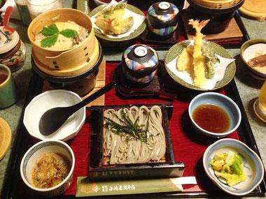 へぎそば・筍のわっぱ飯・天婦羅などの定食