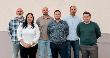 Der Neue Vorstand, von links: Uwe Withopf, Tanja Göbel-Withopf, Patrick Kowatsch, Ioannis Tsalampyras, Thomas Ditter, Paul Fecser
