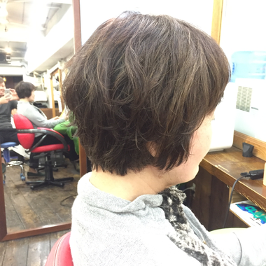 癖毛を活かすのにパーマは最良の手段