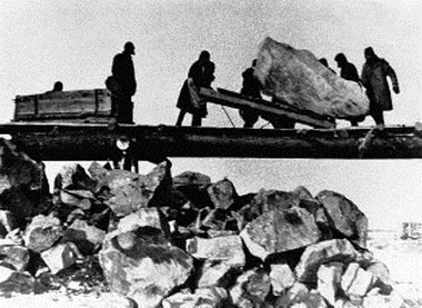Stalins arbejdslejre. Her ses tvangsarbejde i Vorkuta-lejren.
