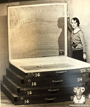 Malle a tableau Louis Vuitton 1932 René GIMPEL