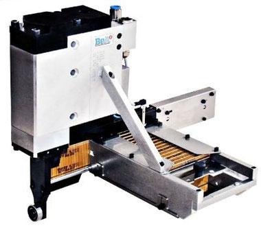 BeA Autotec 80/380 SL - bočno punjenje, automatizirana pneumatska klamerica od 4 - 110 mm 