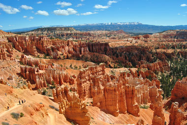 Blick in den Bryce Canyon auf der Busreise usa