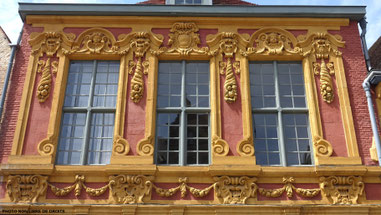 1 façade, Vieux-Lille