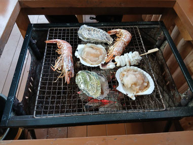 エビにホタテもじゅ～っと香ばしく・・