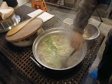 さあ、豚汁がいい感じに仕上がってきました！