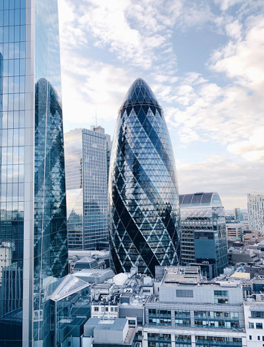 Arq. Norman Robert Foster, Torre 30 St. Mary Axe, Londres