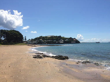 La plage, un paysage de taré!