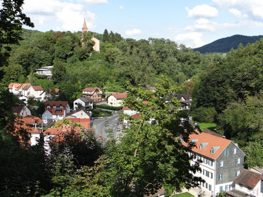 Bensheim-Schönberg mit Blick auf die Kirche