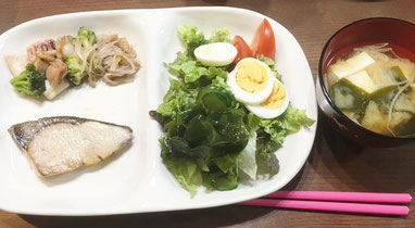 DNAパーソナル痩身 モニターさんの ある日の食事