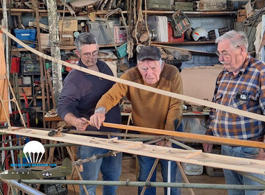 Albert (in the middle) was 11 during the glider landing and he spend all day long in these gliders playing glider pilot. He is a avid supporter of our mission