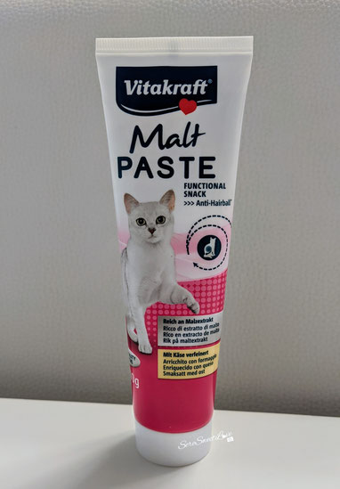 Mal Paste VitaKraft sopra il tavolo