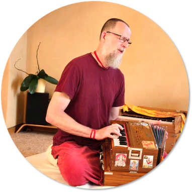 Lars Vollmann Bhakti Yogi und Mantrasänger in Buchholz in der Nordheide