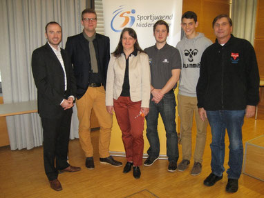 Gruppenbild mit Dame: Marco Lutz (von links), Hajo Rosenbrock, Bianca Grewe, Arne Chorengel, Christoph Moll und Manfred Wille