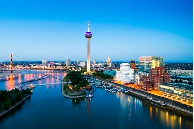 Reden, Vorträge und Keynotes für Events in Düsseldorf: Tim Christopher Gasse | Der Kernbotschafter 