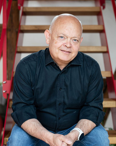 Dr. Michael Walther