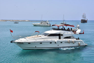 Rent Yacht in Side LUXURY