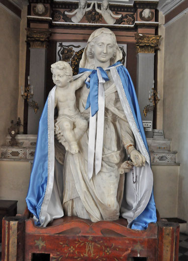 Statue de la Vierge, exposée en 1947 à Bastia où elle obtint le premier prix