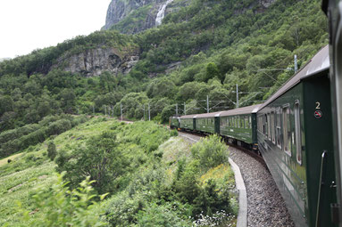 Fahrt mit der Flam-Bahn