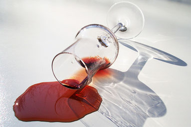 Schlehe Likör Glas rot