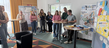 Angehende Lehrkräfte sammelten Stimmen zu Europa - ein vielfältiges Bild von "Freiheit" über "Vielfalt" bis "Mehrsprachigkeit". Foto: Ulrichs