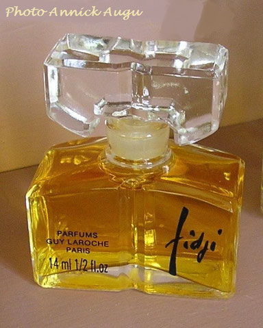 FIDJI - PARFUM 14 ML, BOUCHON EN VERRE