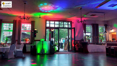 Suche Hochzeit DJ in Löningen, Meppen, Haselünne, Vechta, Cloppenburg und Lingen.
