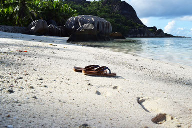 Our trip to the beautiful Seychelles - Beach at Anse Source d'Argent