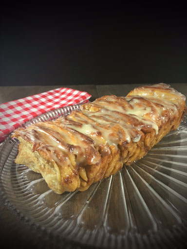 Zimt-Zupfbrot mit Frosting aus dem Thermomix, vegan  Zimt-Faltenbrot, veganes Frischkäse Frosting