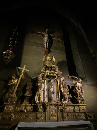 VOORMALIG HOOFDALTAAR IN HET ZUIDERTRANSEPT ThP 221218