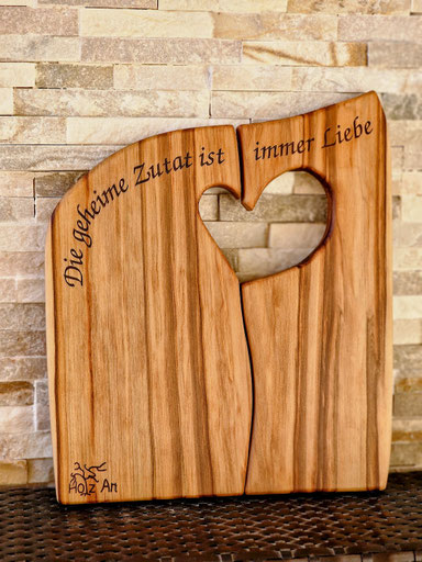 exclusive Partnerbretter aus Satin Nussbaum