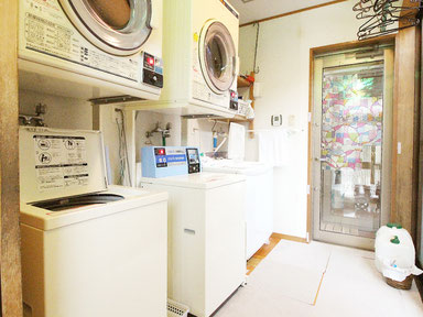 【写真】スキー＆スノボ合宿施設のコインランドリー（新潟県新発田市）