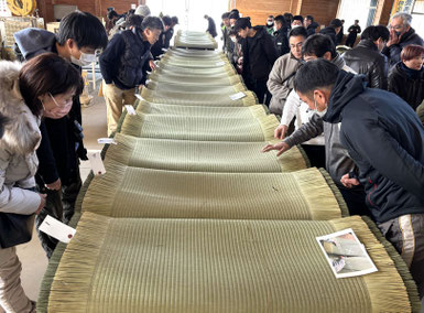 熊本の最高級品の展示・投票審査会の様子