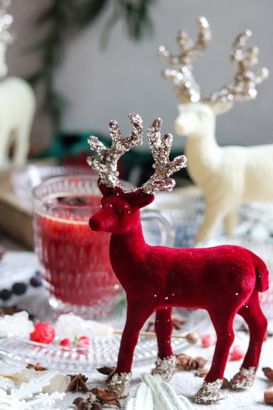 roter Hirsch Weihnachtsdeko