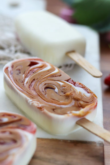 selbstgemachtes Joghurt Stieleis