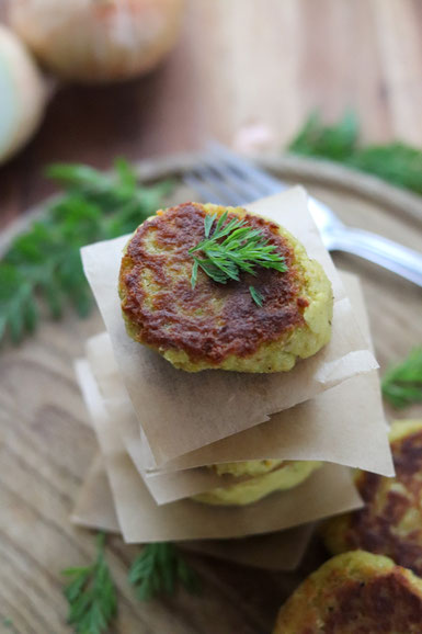 Kichererbsen-Zucchini Taler