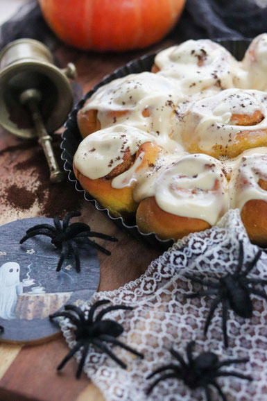 Kürbisschnecken mit Espresso Frischkäsefrosting