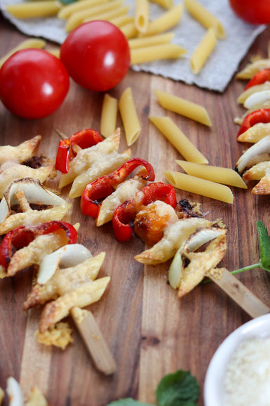 vegetarische Nudelspieße