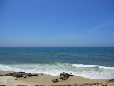 Strand am Atlantik im Juni