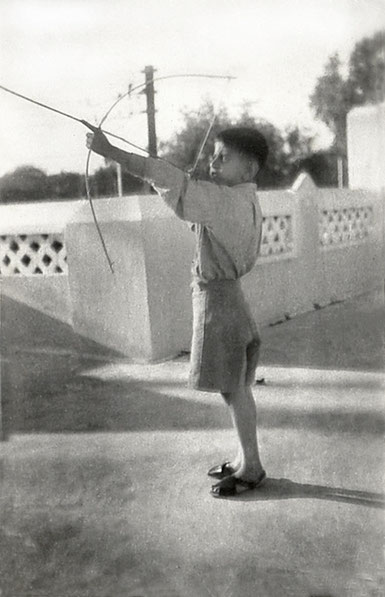 Courtesy of the Jessawala Collection - AMB Archives, Meherabad, India.