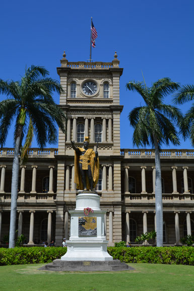 Aliiolani Hale