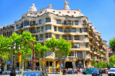 Casa Milà la pedrera private tour