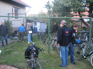 Pause bei der kurzweiligen Radtour in Hehlingen bei Familie Fischer