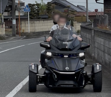 BRP カンナムスパイダー
