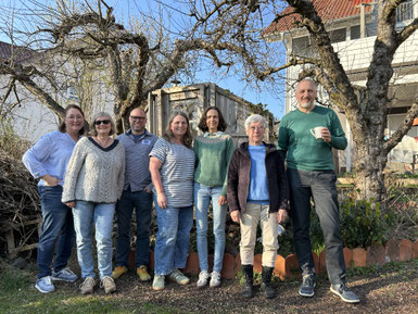 Unsere Gartenjury 2026: Katharina, Bettina, Christoph, Meike, Michaela, Maria, Bernd und - nicht im Bild - Michael und Andreas (Foto: M. Kempermann)