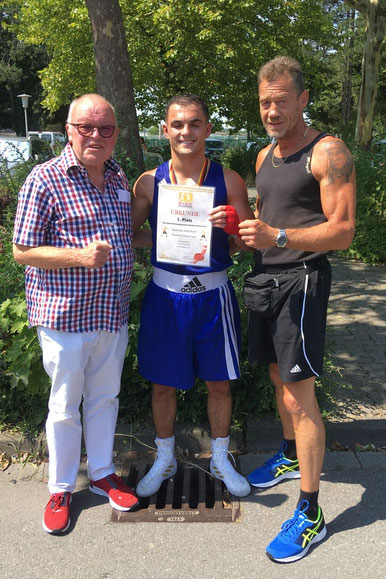 EX-Bundestrainer Helmut Ranze mit BW Meister Kush und TOM 2018