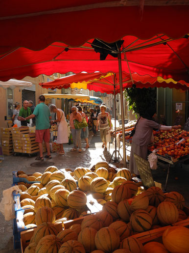 Wochenmarkt in Buis-les-Baronnies